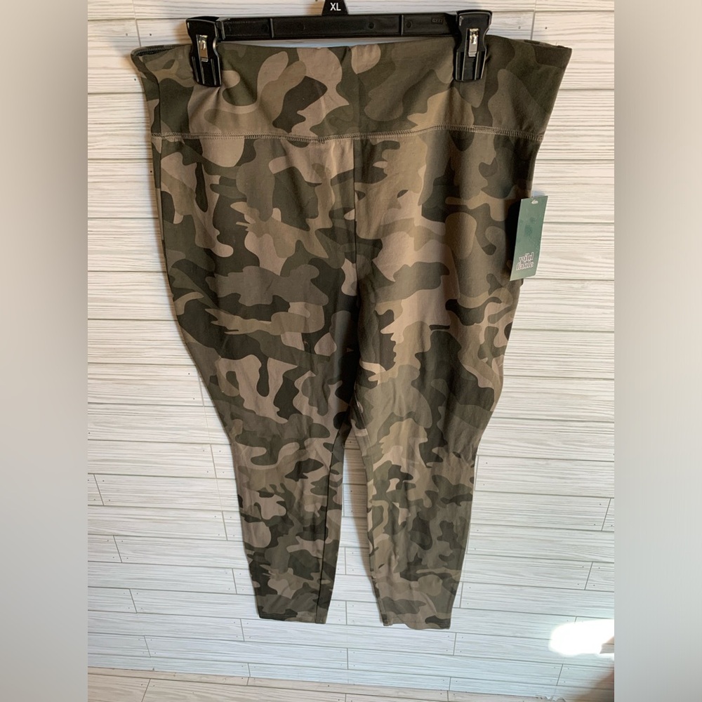 Wild Fable Camouflage Leggings